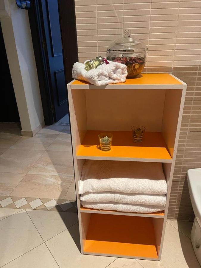 Magnifique Appartement Spacieux Confort Propre Familial 2 Chambres Salon Et Salle A Manger A 20Mn A Pied De Place Jemaa El Fina 4 Piscines Dans Espace De Golf A 12 Mn En Voitures L Entree Est Gratuit Pour La Clientele Ouvert Entre 10H Et 20H Marrakesh Exteriör bild